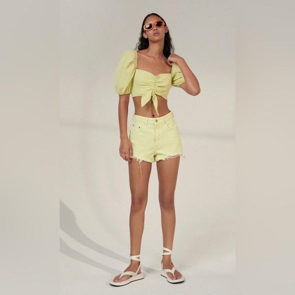 Zara High Waist Yellow Shorts - Picture 1 of 10